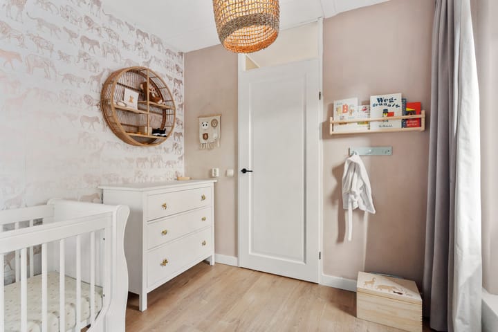 Foto 44 van Februaristraat 132