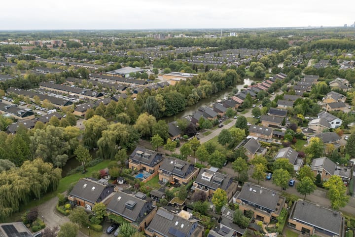 Foto 61 van Februaristraat 132