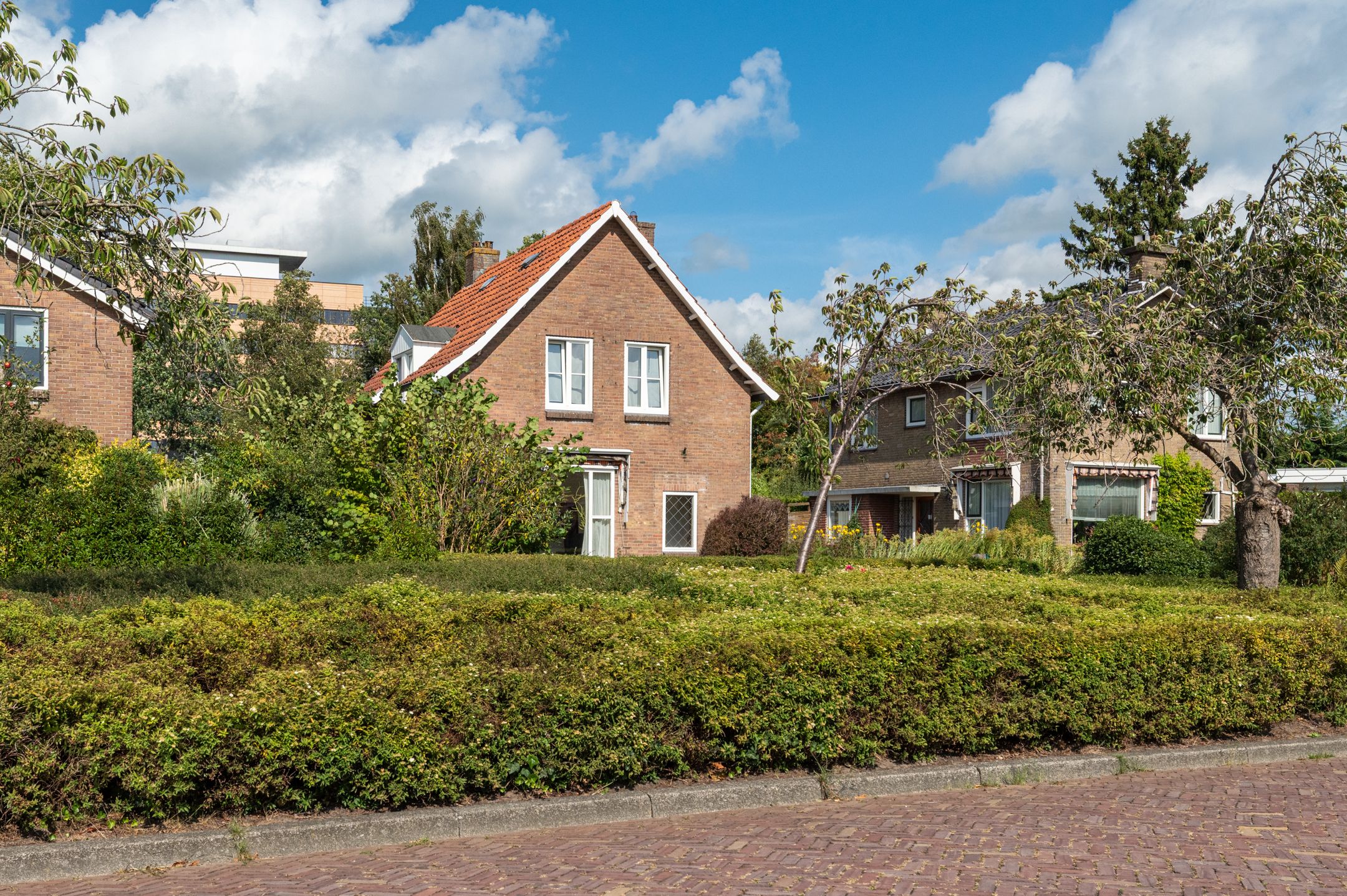 Photo 3 of Dr G van Schouwenlaan 21