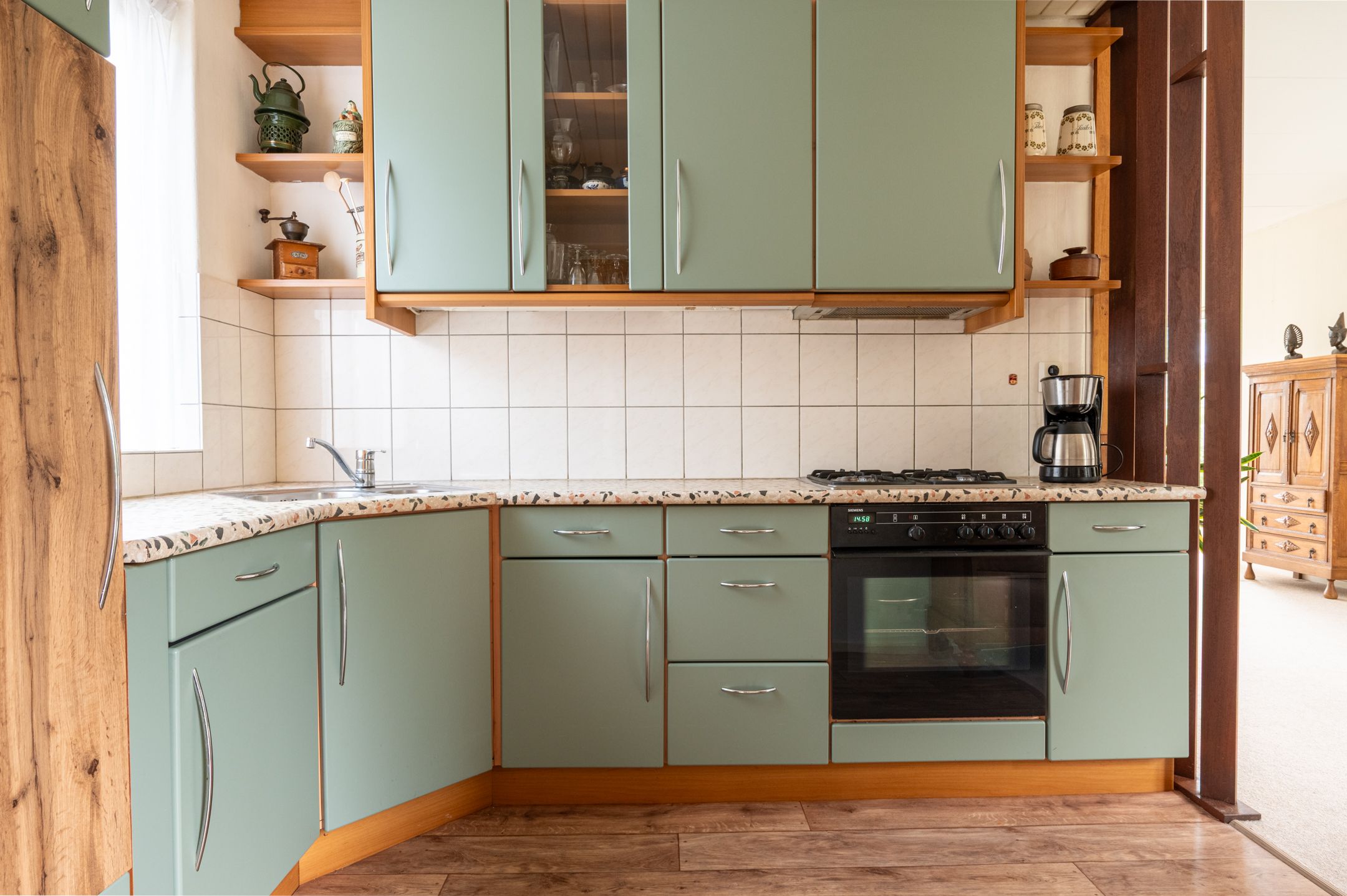 Photo 18 of Dr G van Schouwenlaan 21