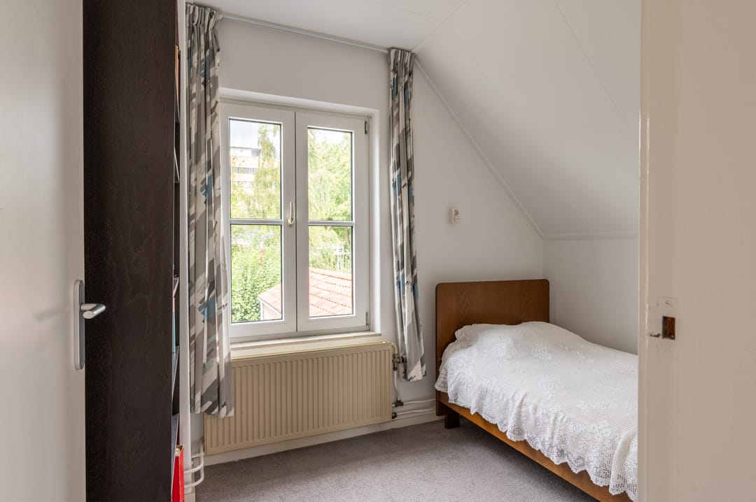 Photo 32 of Dr G van Schouwenlaan 21