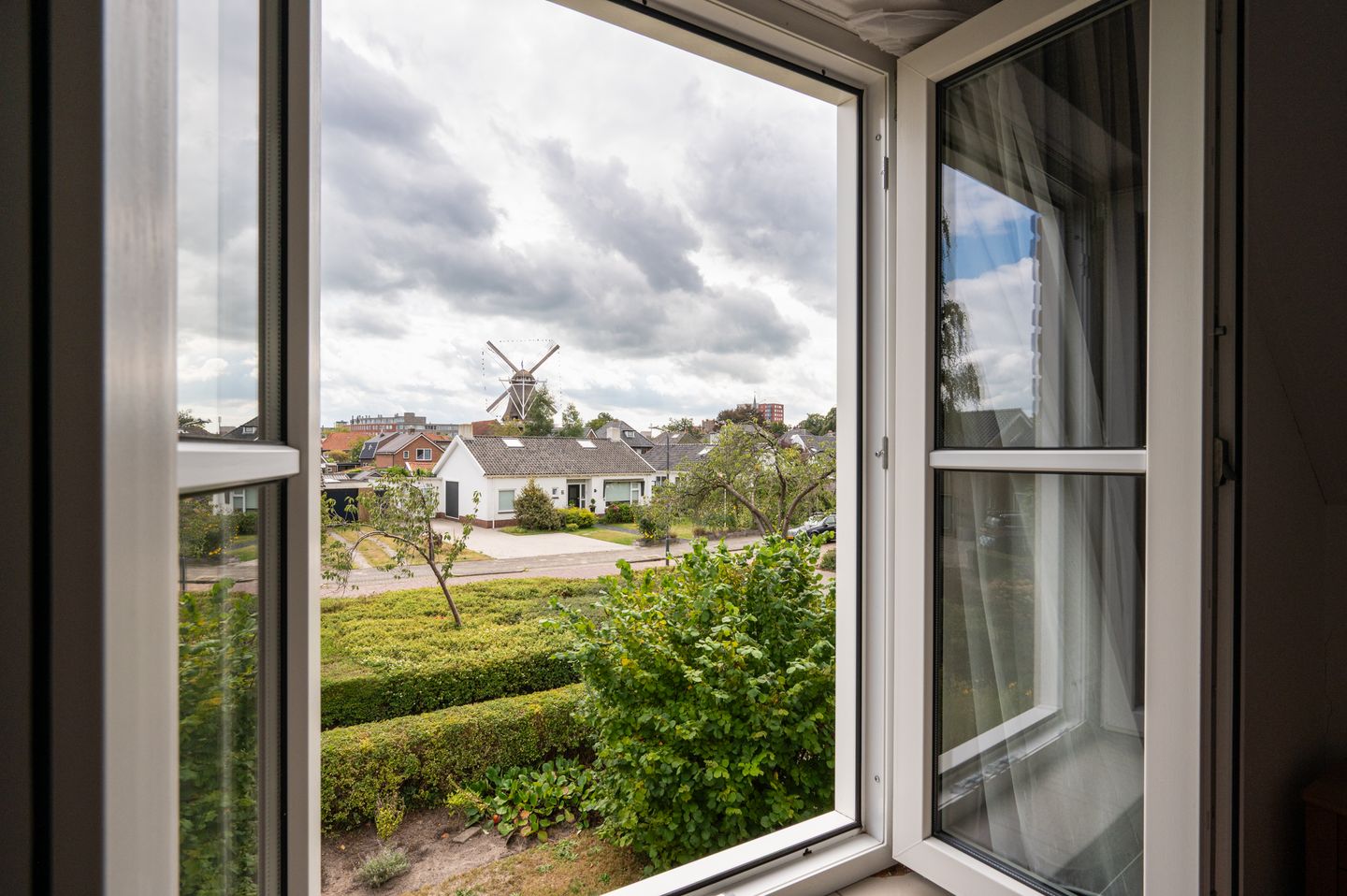 Photo 34 of Dr G van Schouwenlaan 21