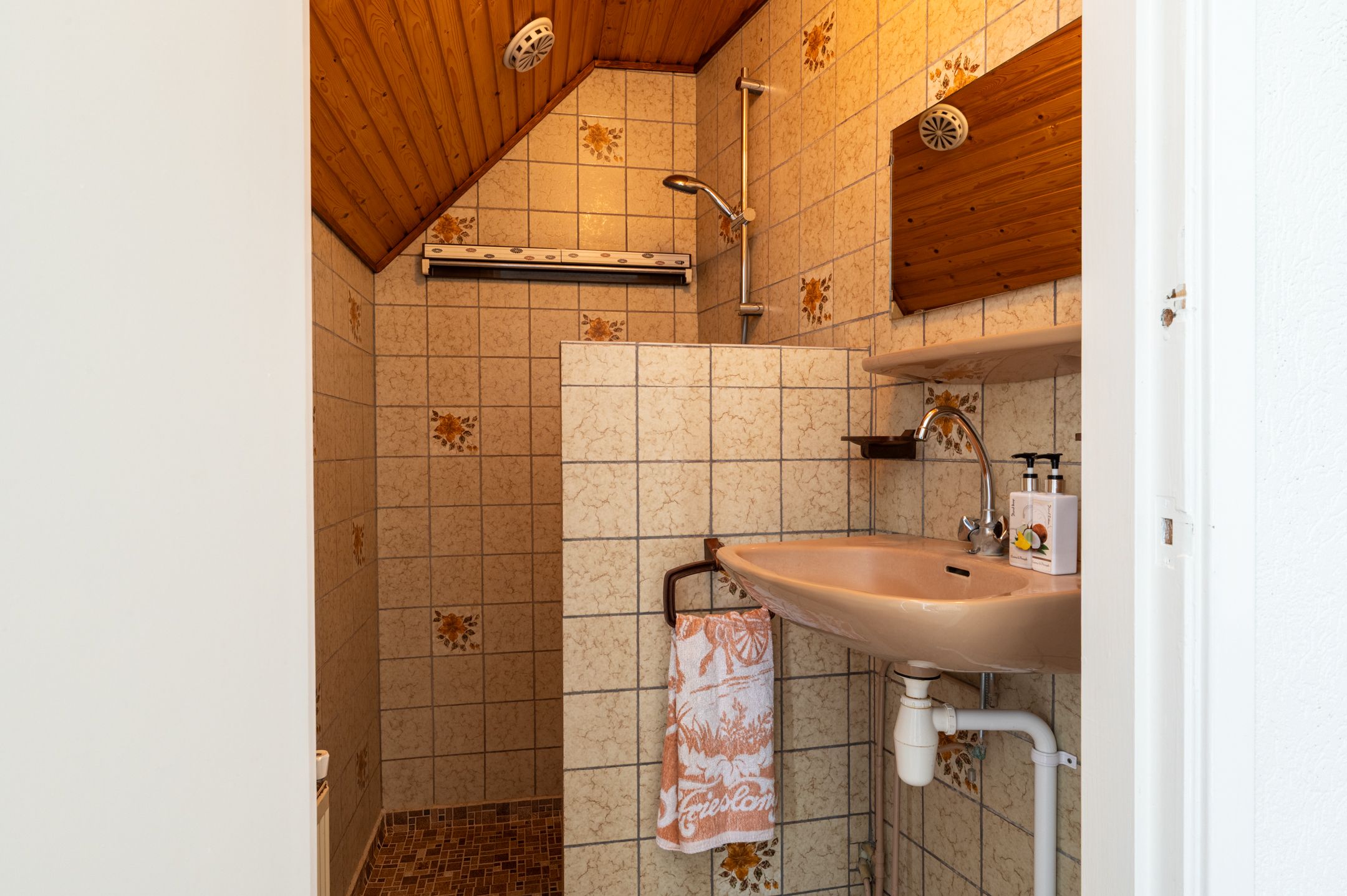 Photo 36 of Dr G van Schouwenlaan 21