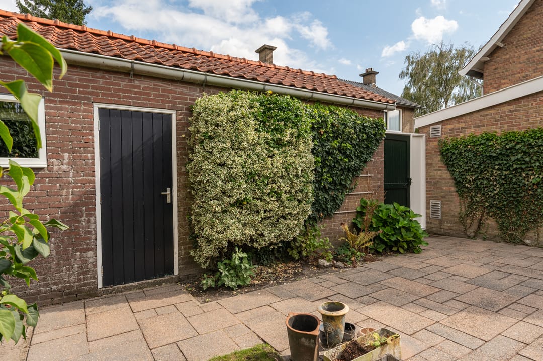 Photo 46 of Dr G van Schouwenlaan 21