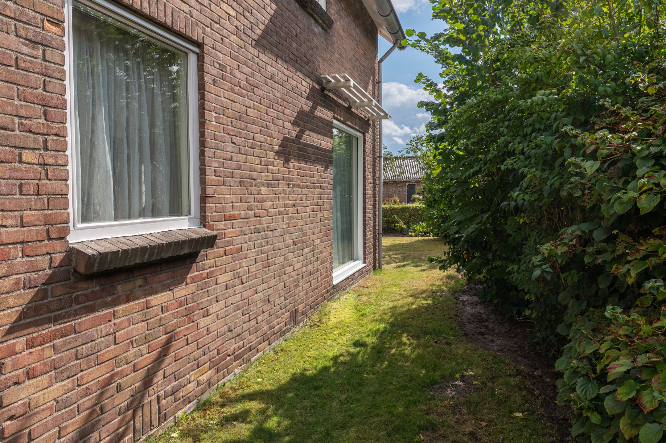 Photo 48 of Dr G van Schouwenlaan 21