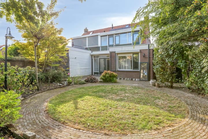 Photo 3 of C.A. Dekkerstraat 7