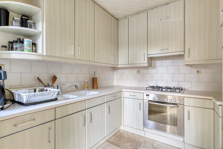 Photo 13 of C.A. Dekkerstraat 7