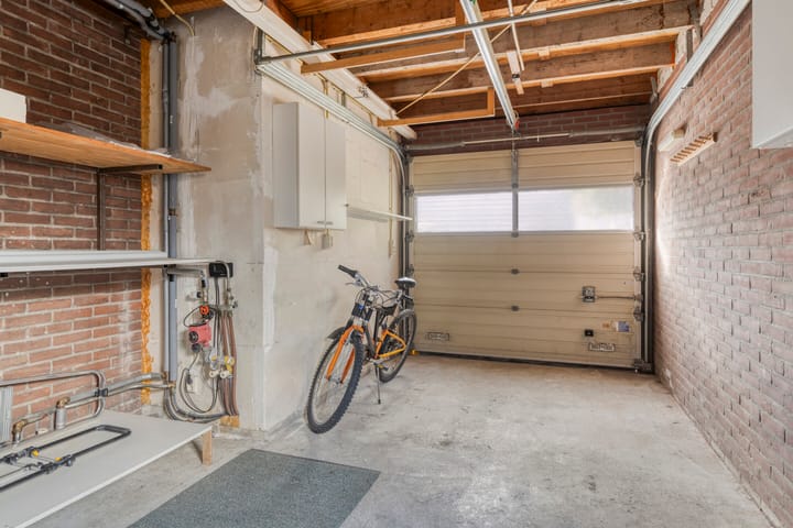 Photo 36 of C.A. Dekkerstraat 7