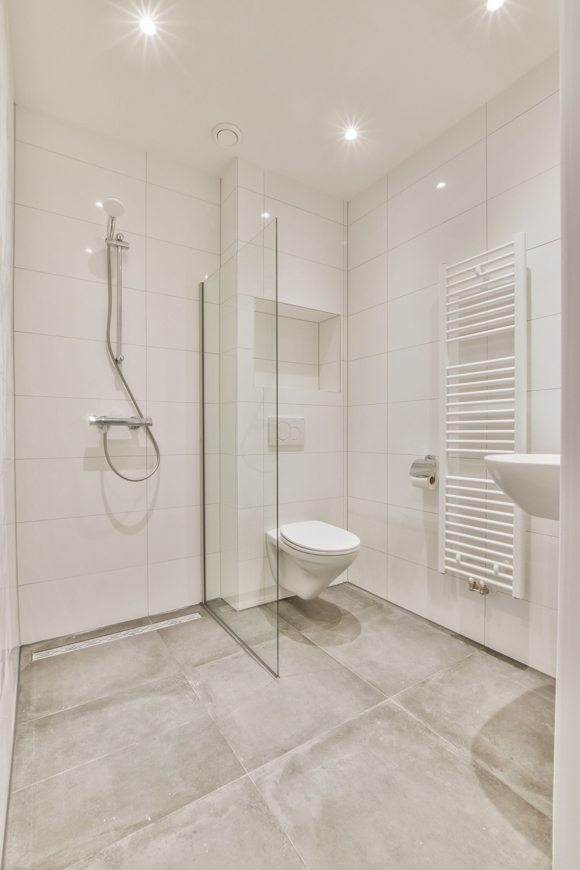 Photo 18 of Van Woustraat 142-3