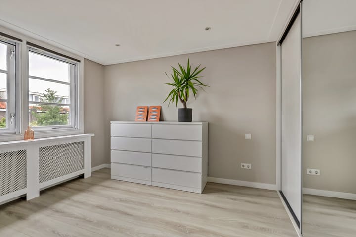 Foto 18 van Agatha Dekenstraat 9