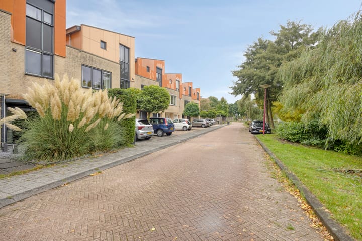 Photo 4 of Kennemerland 76