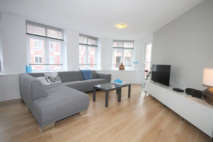 Foto 2 van Muzenplein 68