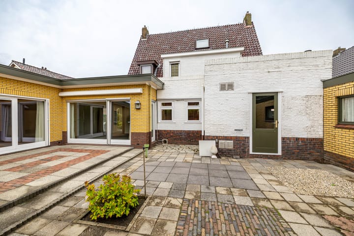 Photo 5 of Churchillweg 44