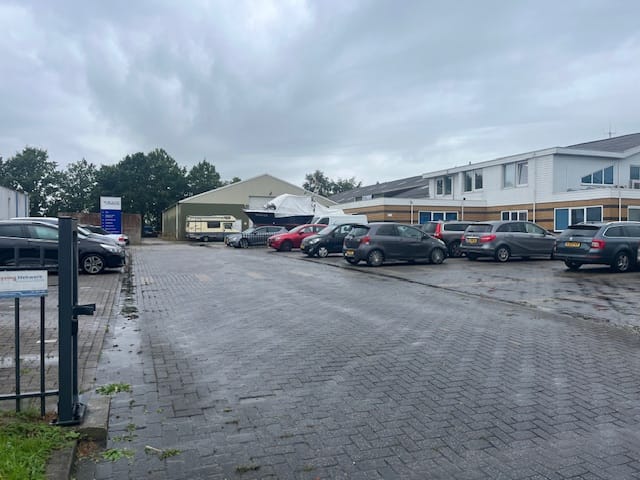 Bekijk foto 4 van Industrieweg 22