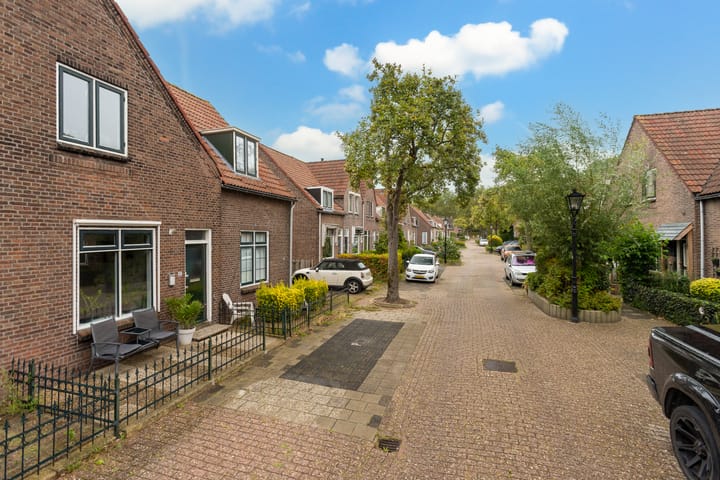 Foto 27 van Tuinstraat 87