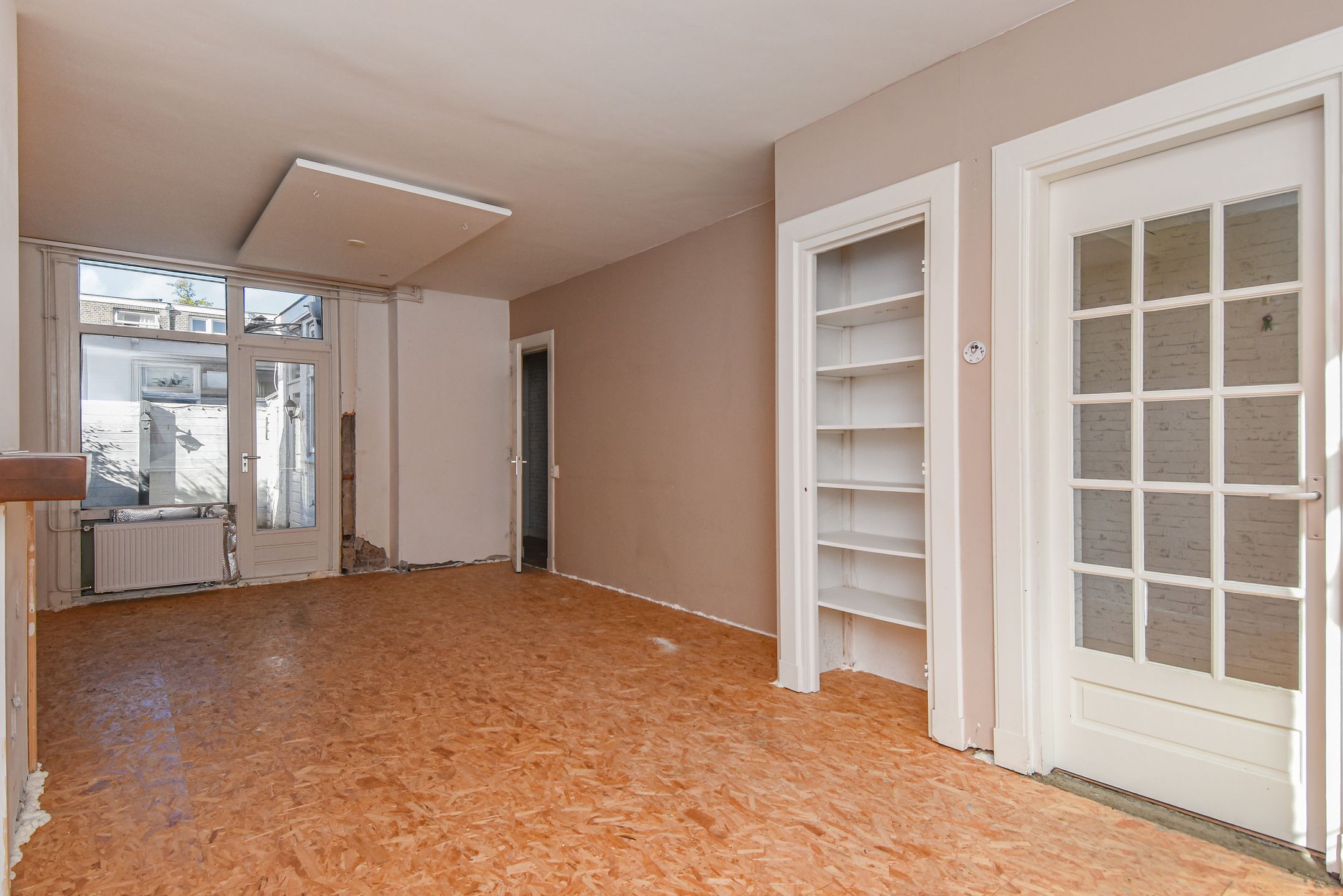 Photo 12 of Emmastraat 3