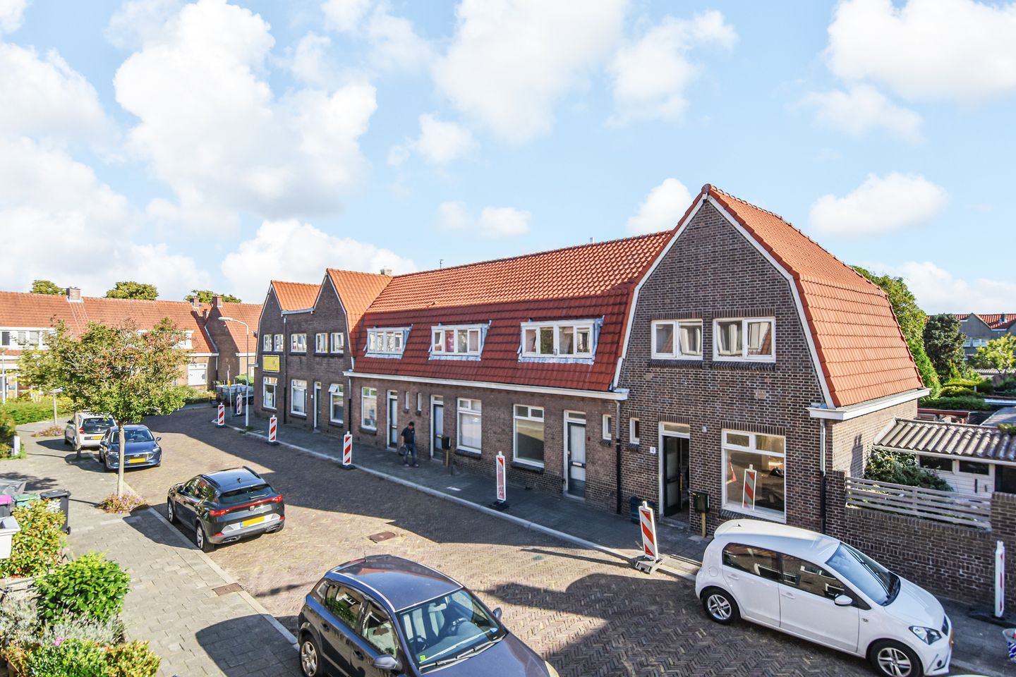 Photo 34 of Emmastraat 3