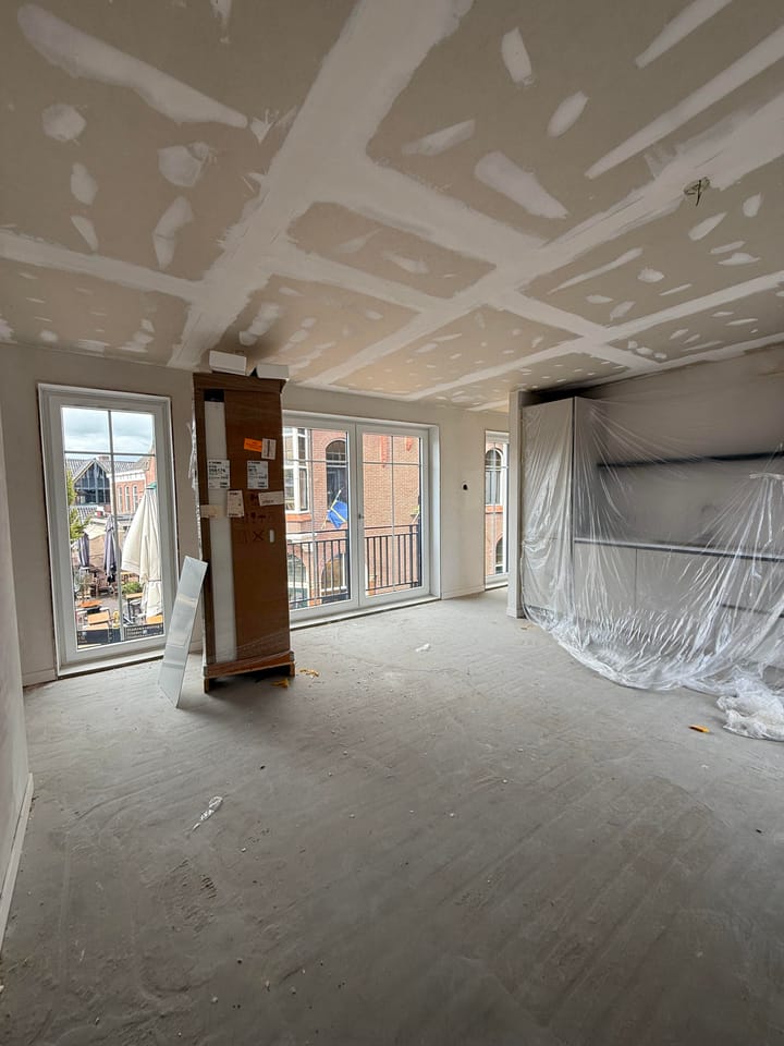 Photo 4 of Bisschopstraat 2-A