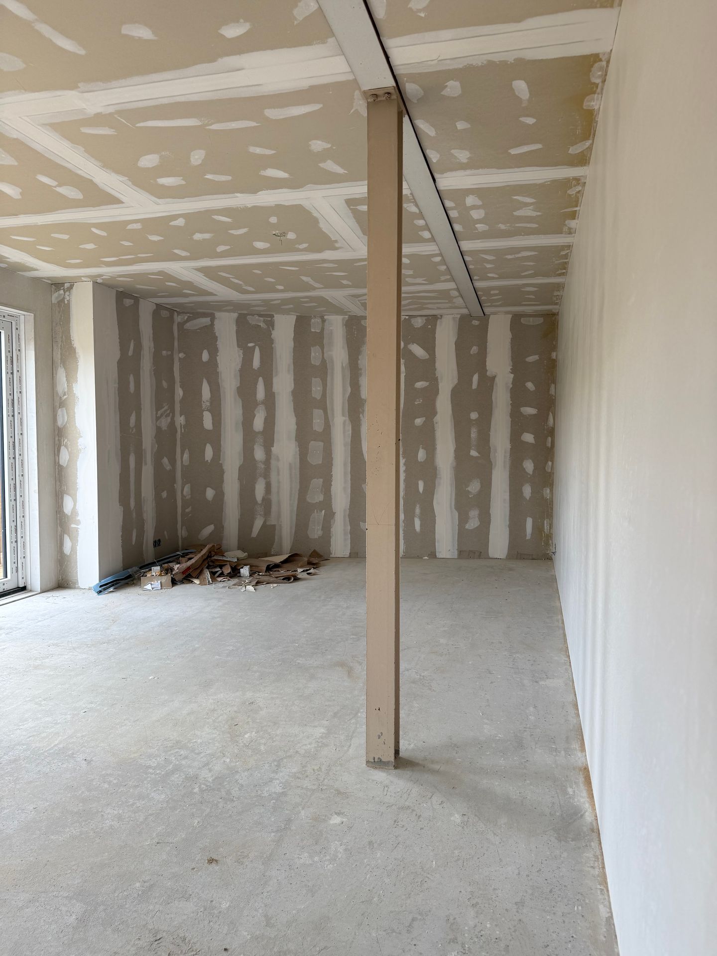 Photo 14 of Bisschopstraat 2-B