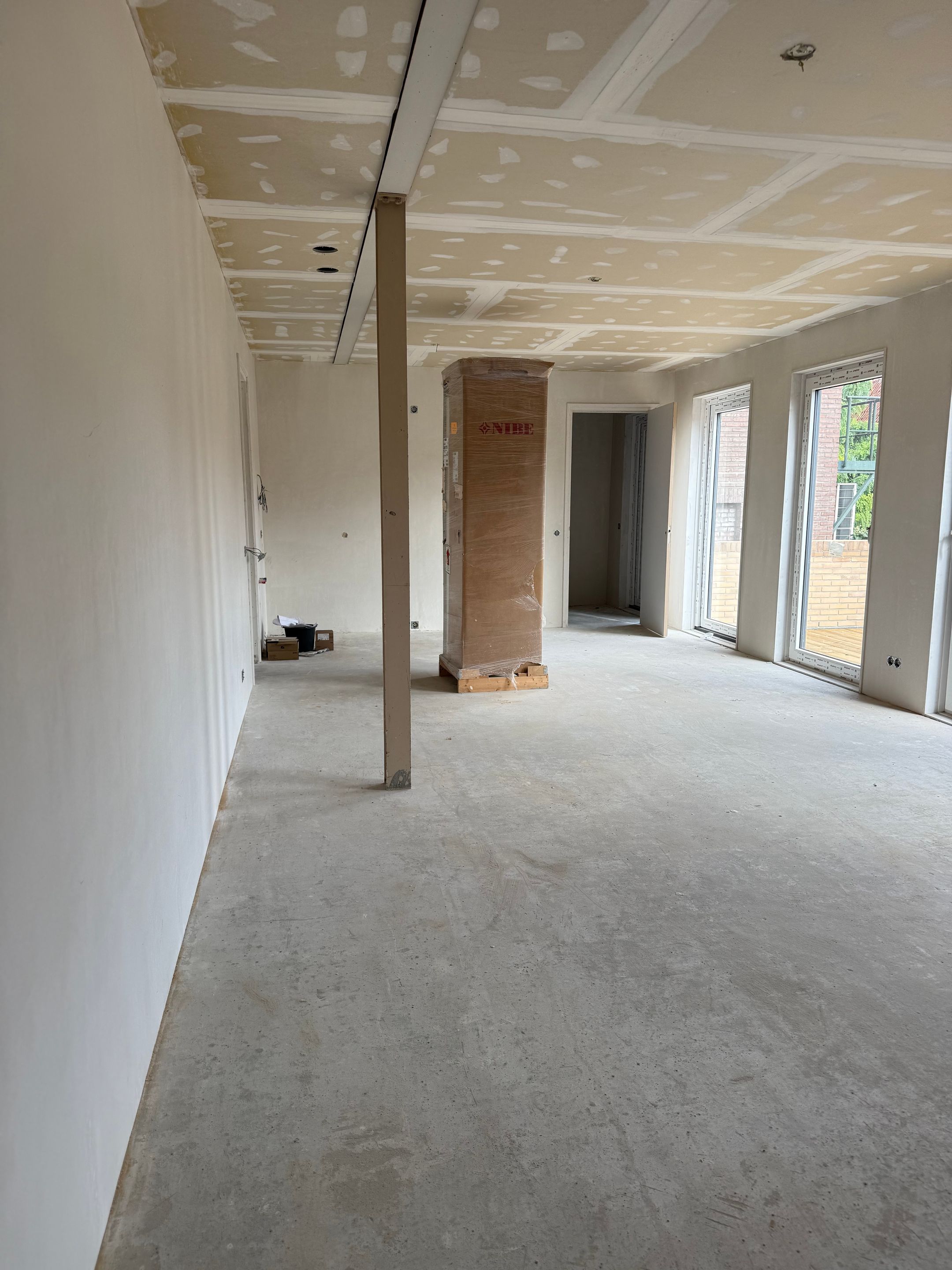 Photo 18 of Bisschopstraat 2-B