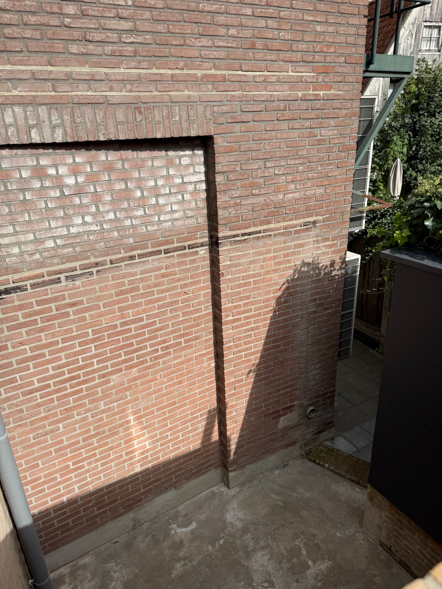 Photo 25 of Bisschopstraat 2-B