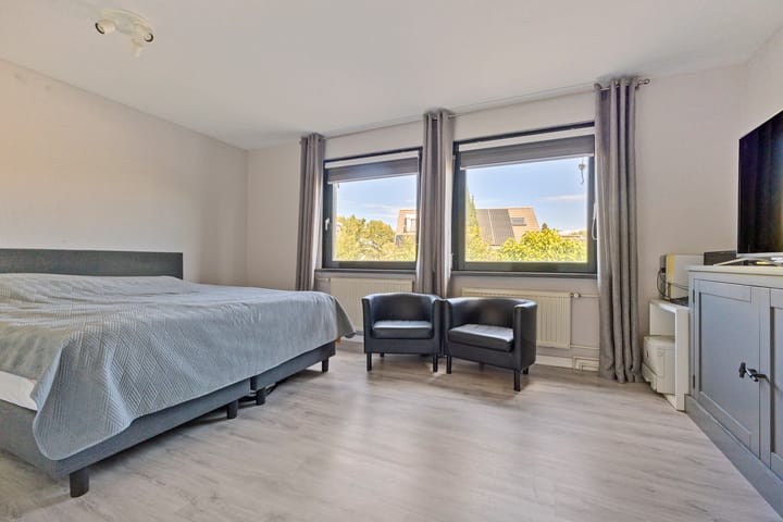 Foto 12 van Goudpiasterstraat 37