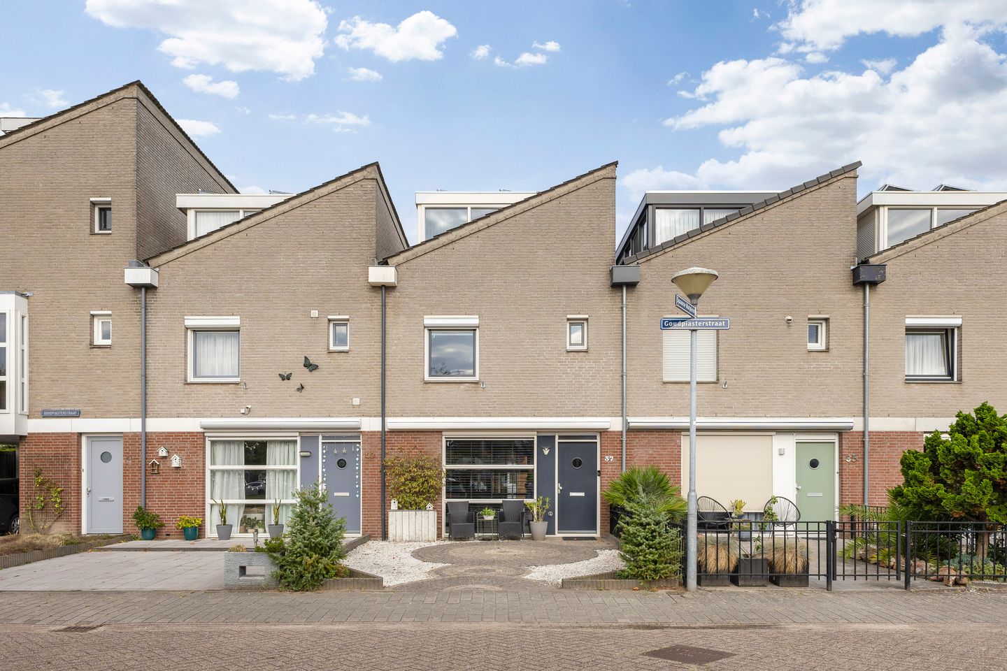 Foto 34 van Goudpiasterstraat 37
