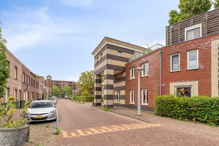 Foto 47 van J.F. Berghoefplantsoen 2