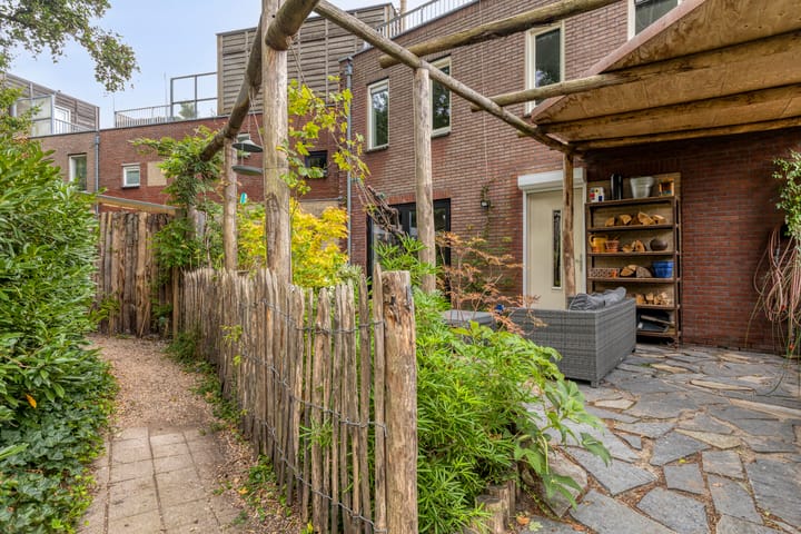 Foto 41 van J.F. Berghoefplantsoen 2