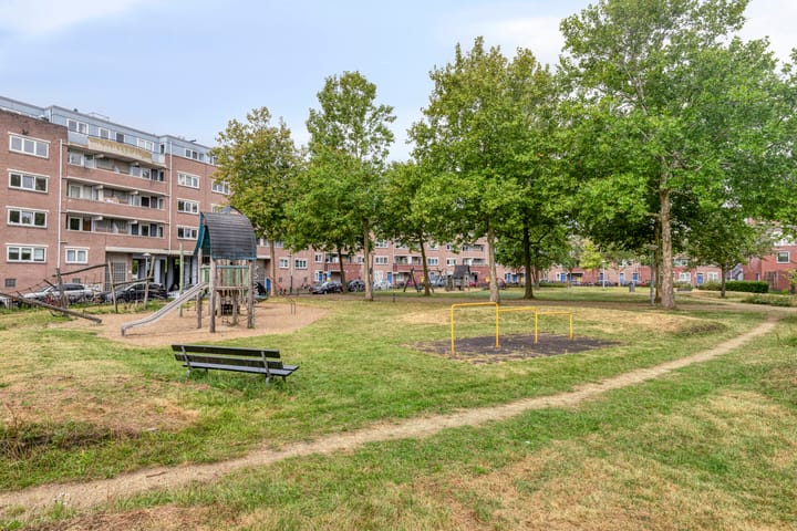 Foto 43 van J.F. Berghoefplantsoen 2