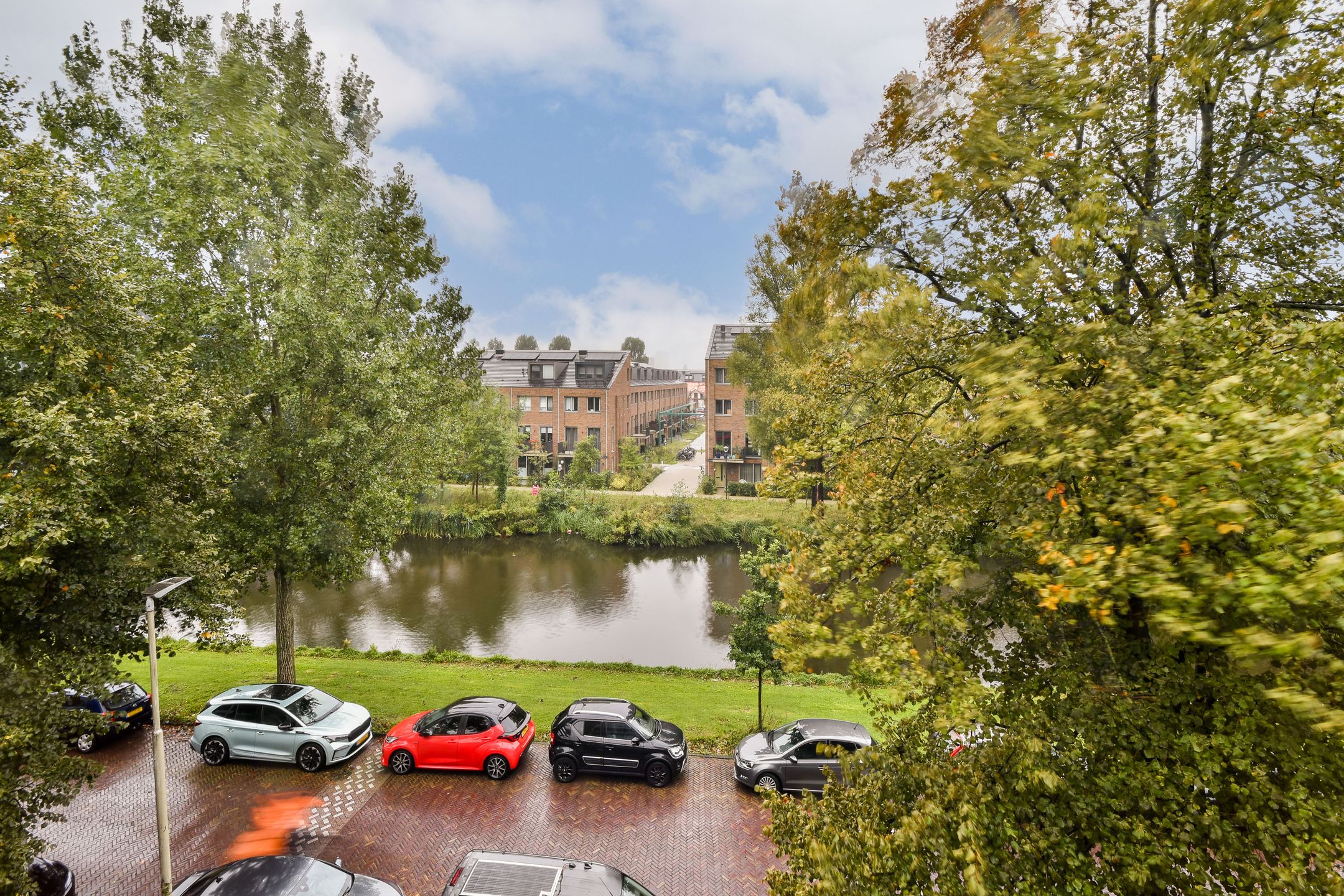 Photo 6 of Diepenbrockstraat 96