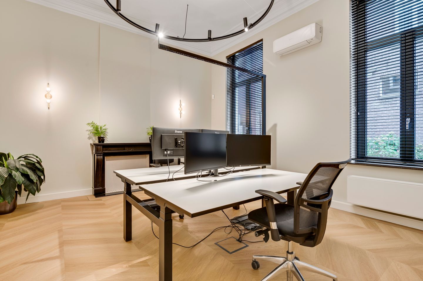 View photo 5 of Willem II Singel 19-C