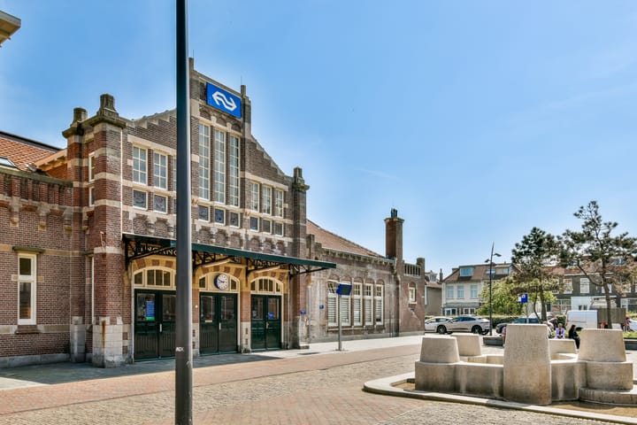 Photo 51 of Haarlemmerstraat 52