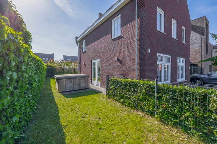 Foto 51 van Bikkel 8