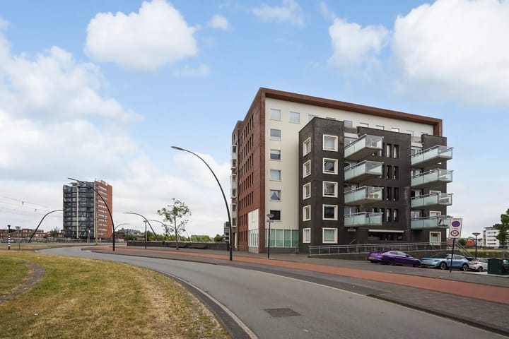 Foto 6 van Praagsingel 16