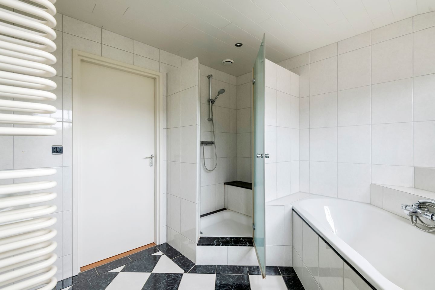 Foto 29 van Korenstraat 3