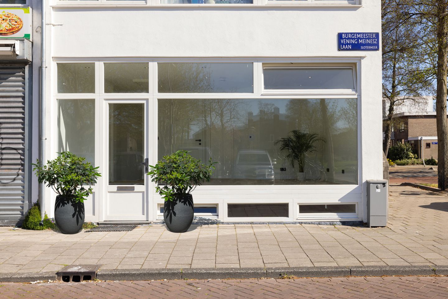 Bekijk foto 1 van Burgemeester Vening Meineszlaan 44