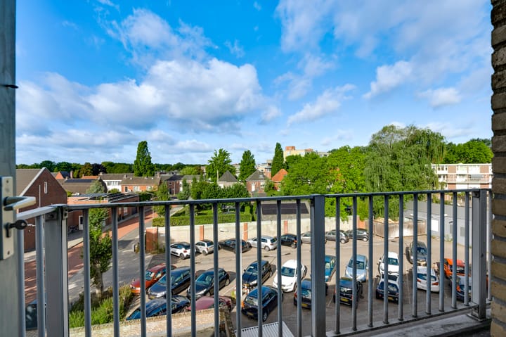 Foto 15 van Dries 76