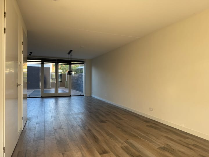 Photo 5 of Singapore 9