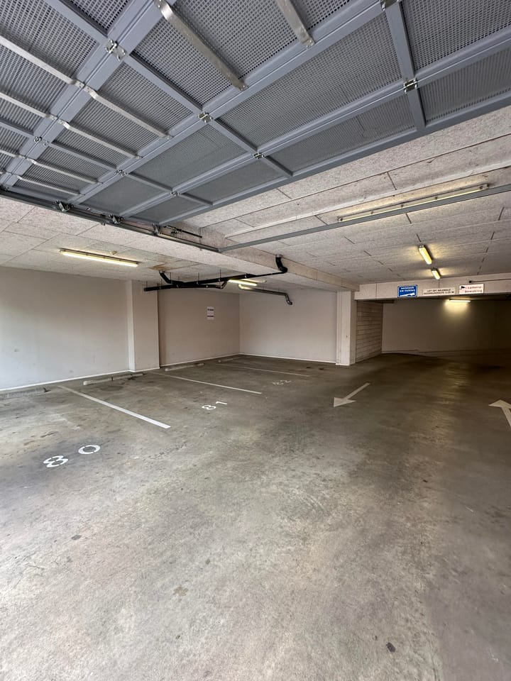 Photo 6 of Kalmoesplein