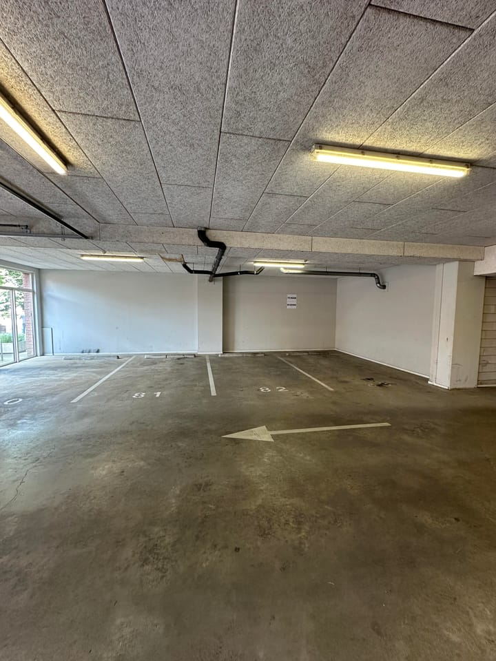 Photo 7 of Kalmoesplein