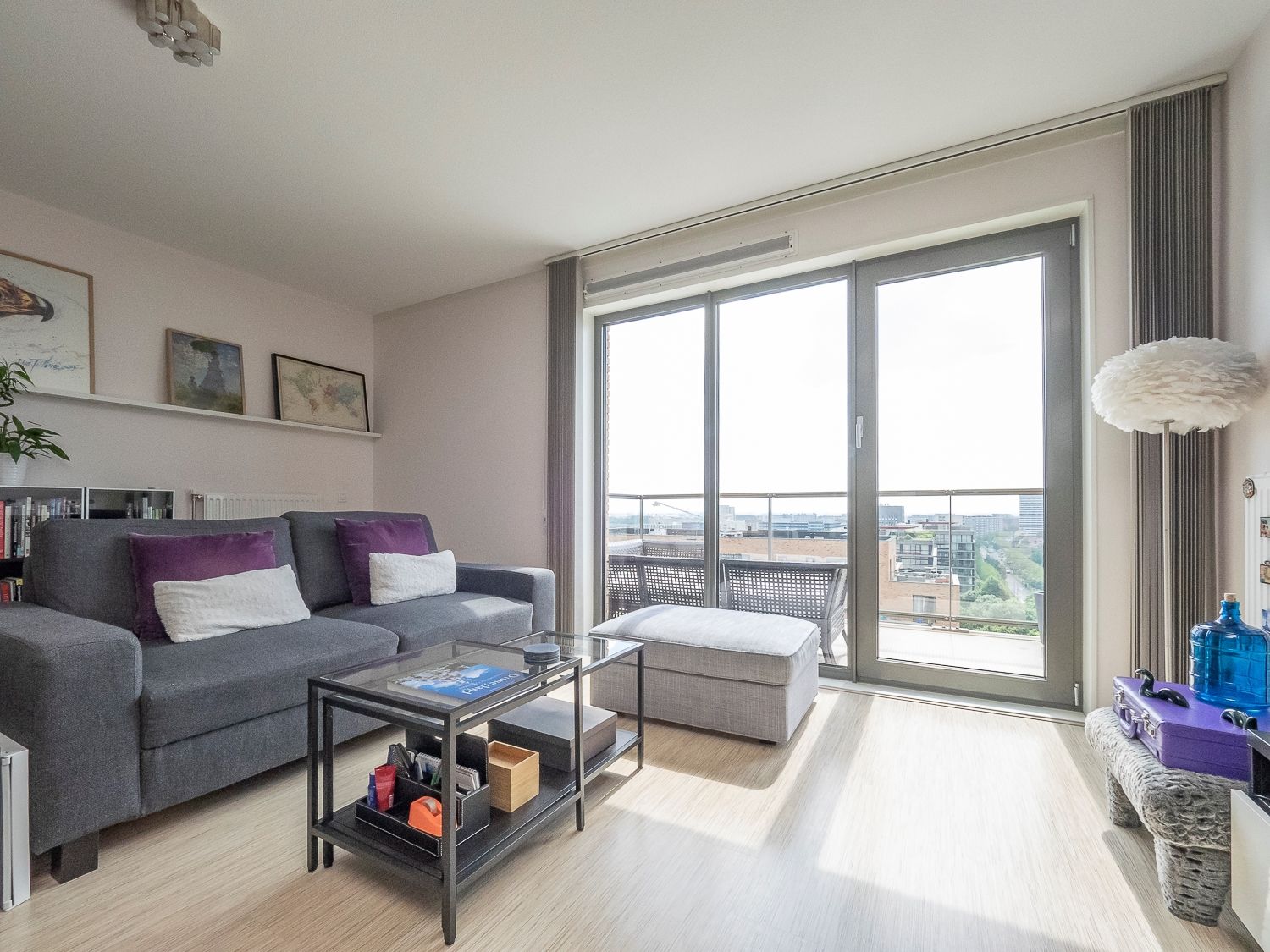 Foto 9 van Sir Winston Churchillln 275-F164