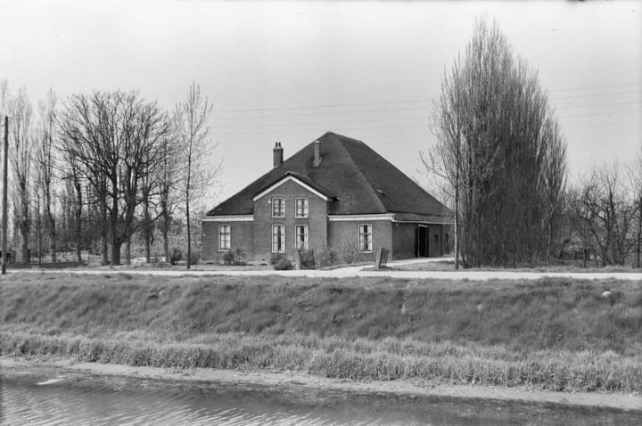 Foto 7 van Hoofdweg 893-F