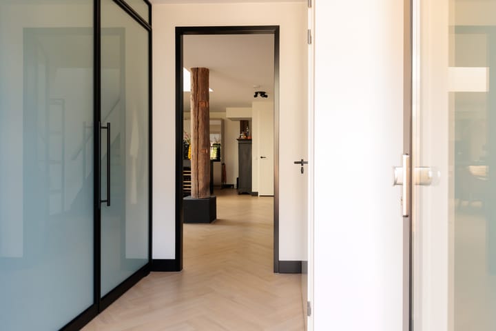 Foto 10 van Hoofdweg 893-F