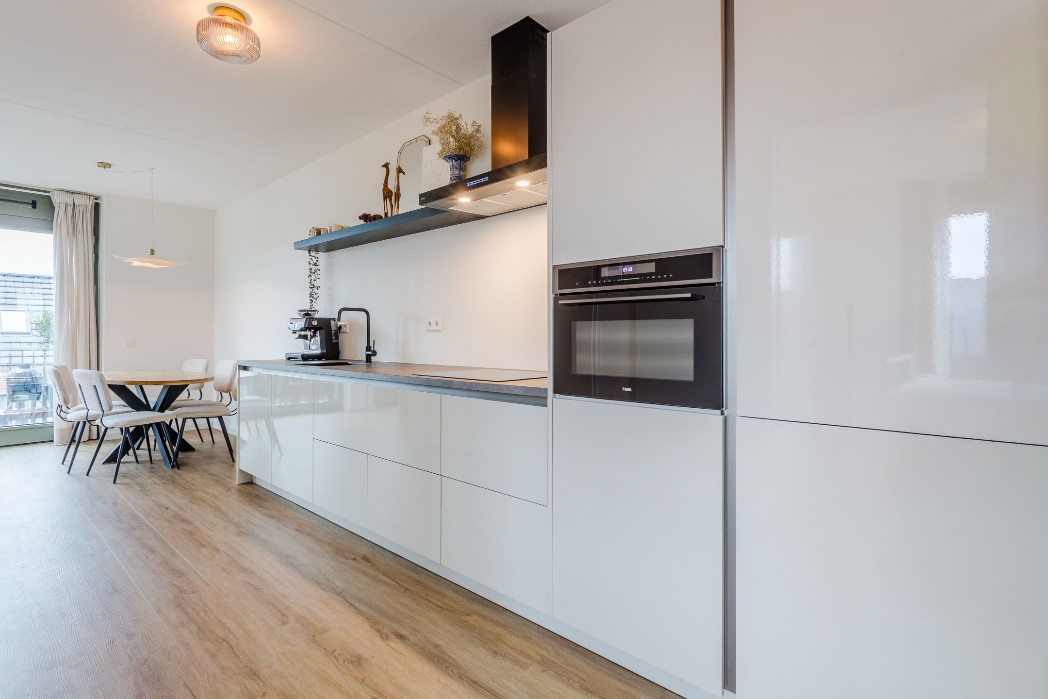 Foto 12 van Nederhemertstraat 53