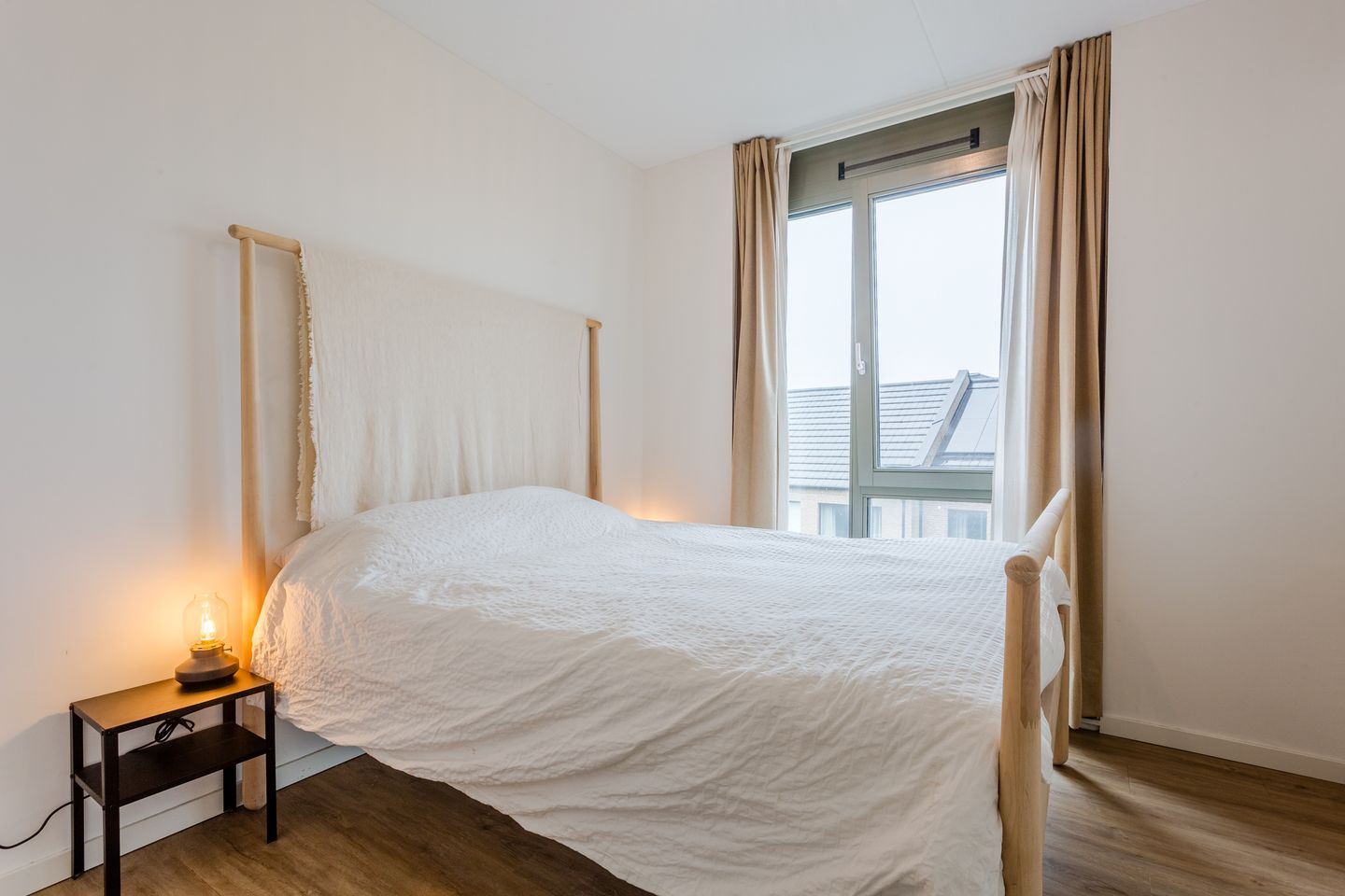 Foto 20 van Nederhemertstraat 53