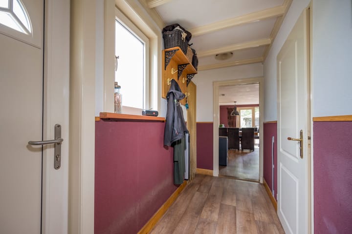 Photo 8 of Schoolstraat 85