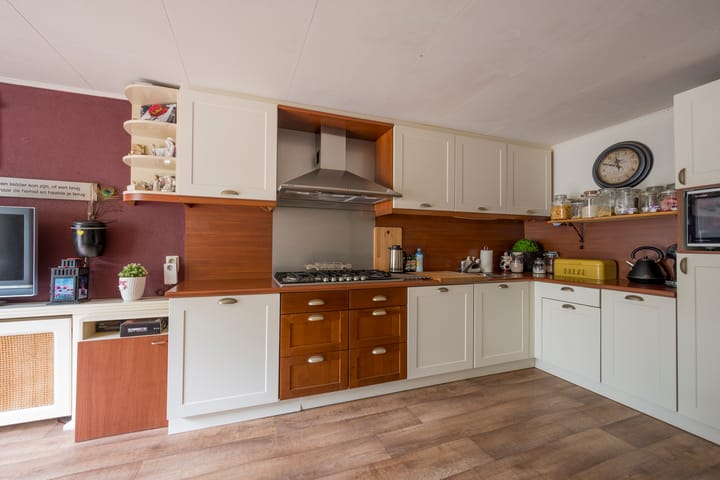 Photo 10 of Schoolstraat 85