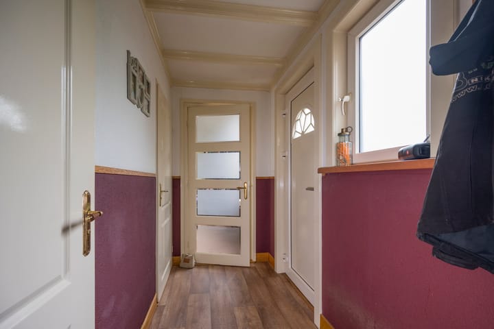 Photo 16 of Schoolstraat 85