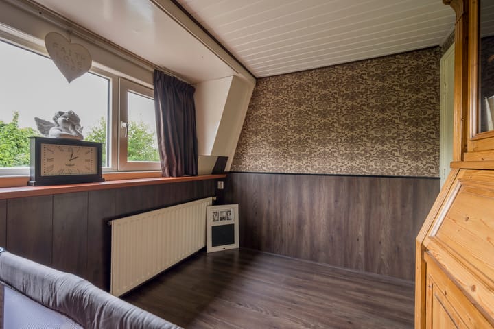 Photo 21 of Schoolstraat 85